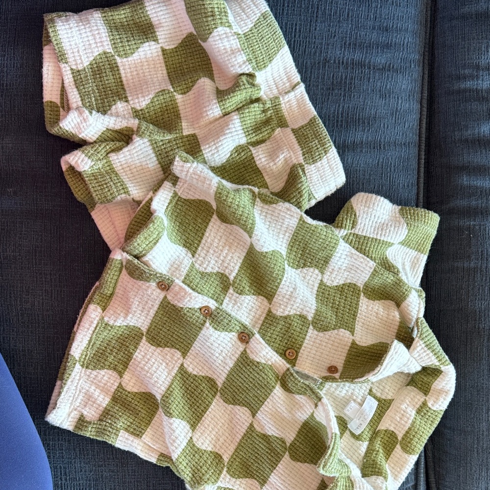 Kids Green and White Matching Set